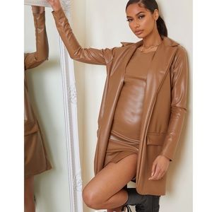PrettyLittleThing Toffee PU Longline Blazer
